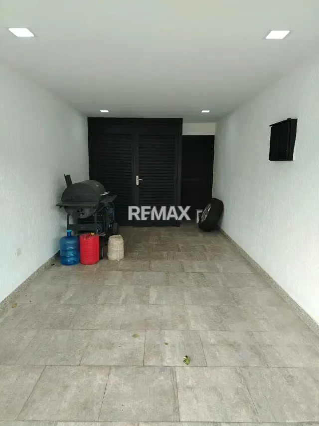 VENTA HERMOSA TOWNHOUSE EN URBANIZACION ALTOS DE LA GALERA - 17