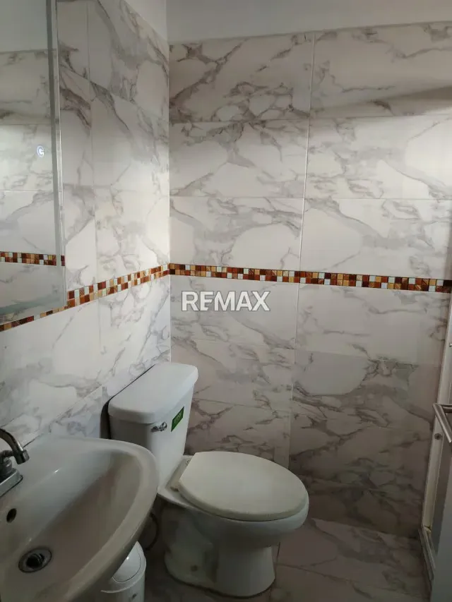 VENTA HERMOSA TOWNHOUSE EN URBANIZACION ALTOS DE LA GALERA - 8
