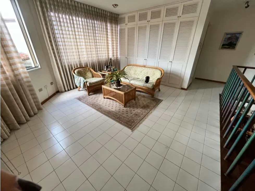 Se Vende Casa 450 m2 4hab+s/3.5b +s/4p - 9