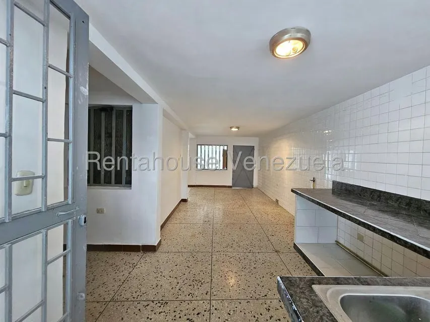 Casa (1 Nivel) en Venta en Patarata, Lara - 16