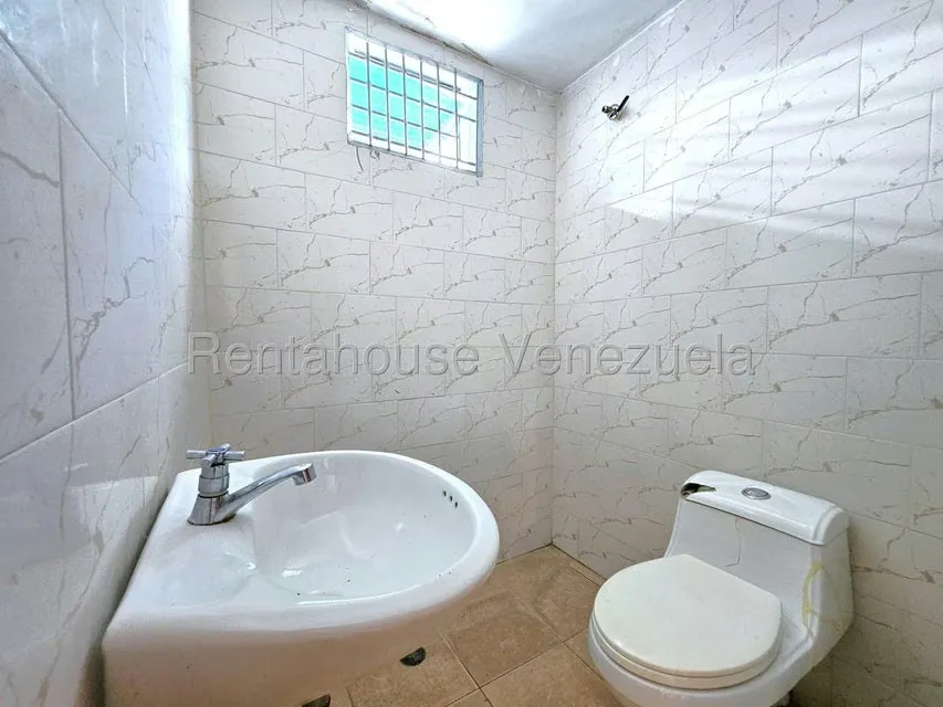 Casa (1 Nivel) en Venta en Patarata, Lara - 20