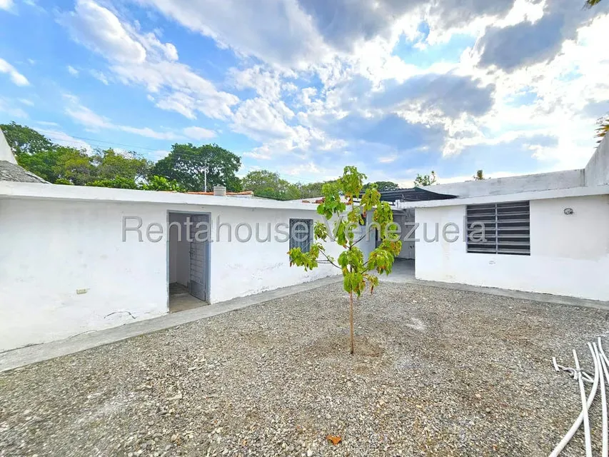 Casa (1 Nivel) en Venta en Patarata, Lara - 27