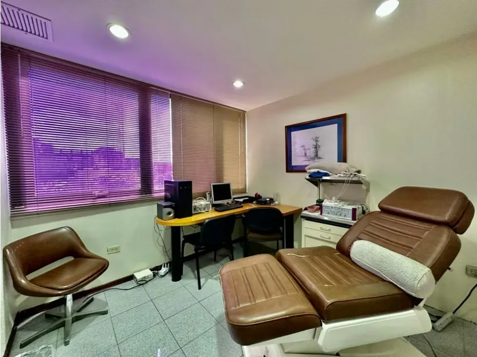 Se vende consultorio 194m2 7cubiculos/2b San Bernardino - 11
