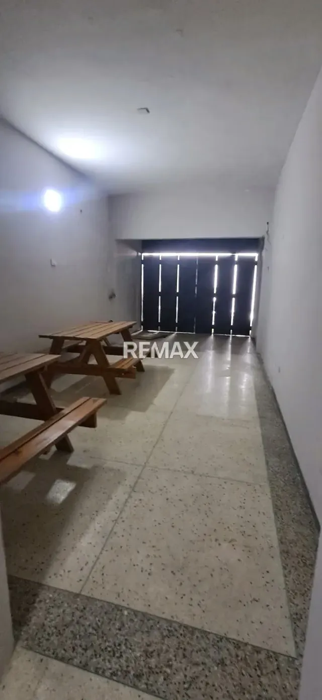 Venta de Casa para uso comercial y residencial ubicada en el centro de Cagua - 3