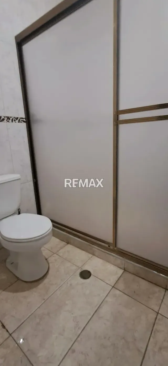 Venta de Casa para uso comercial y residencial ubicada en el centro de Cagua - 5