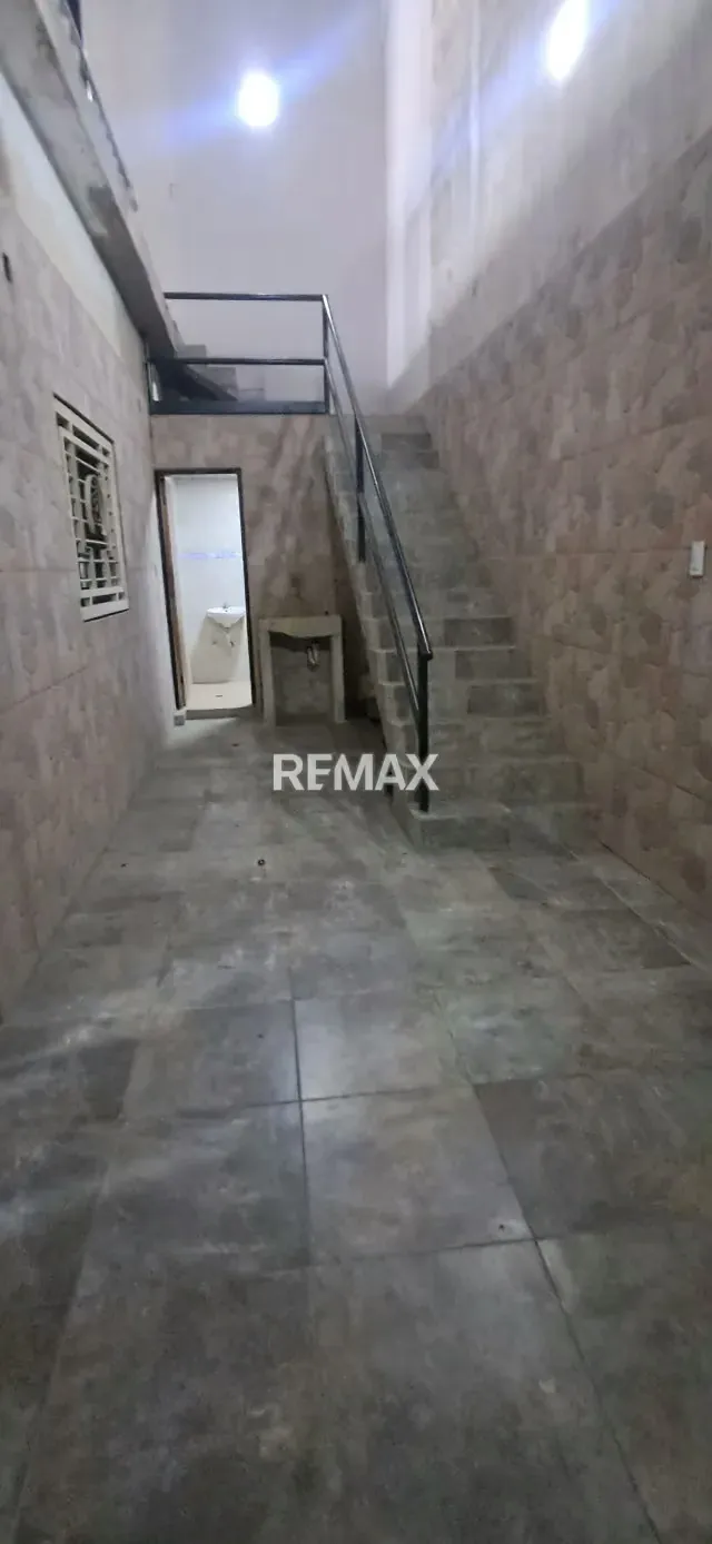 Venta de Casa para uso comercial y residencial ubicada en el centro de Cagua - 10