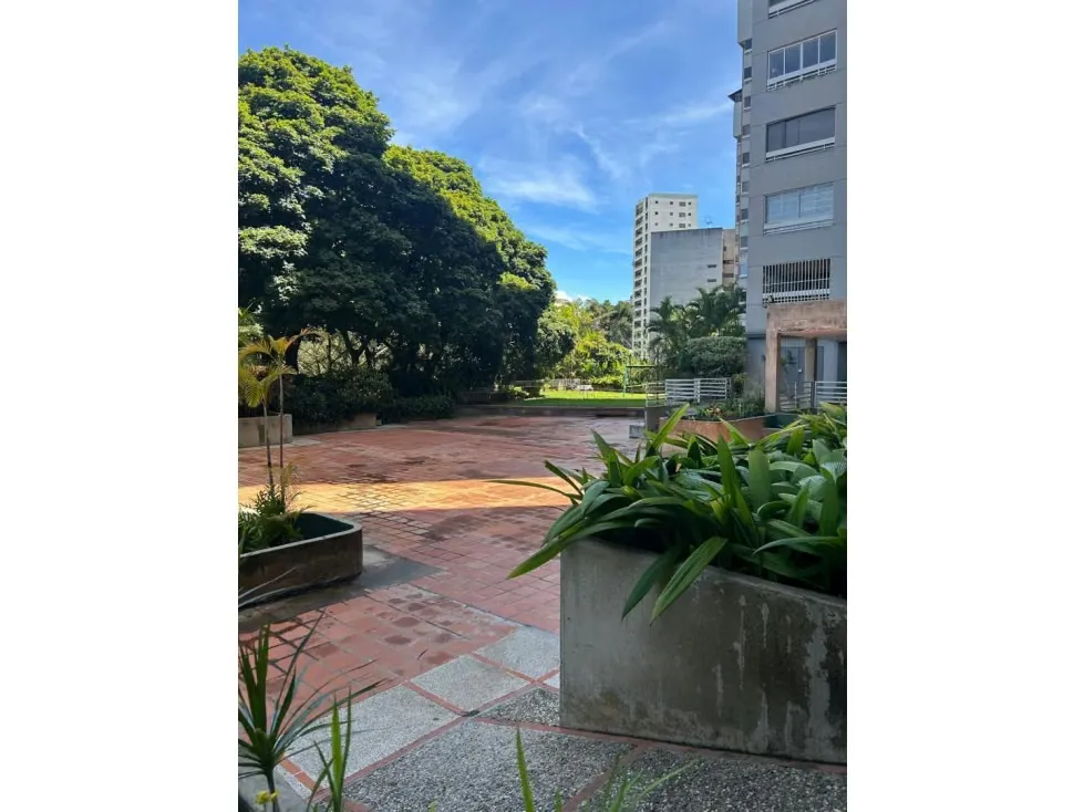 Vendo apartamento 200m2 4h/5b/2p Los Naranjos 0497 - 2