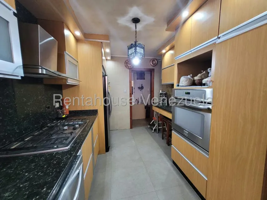 Apartamento (1 Nivel) en Venta en La Urbina, Distrito Metropolitano - 8