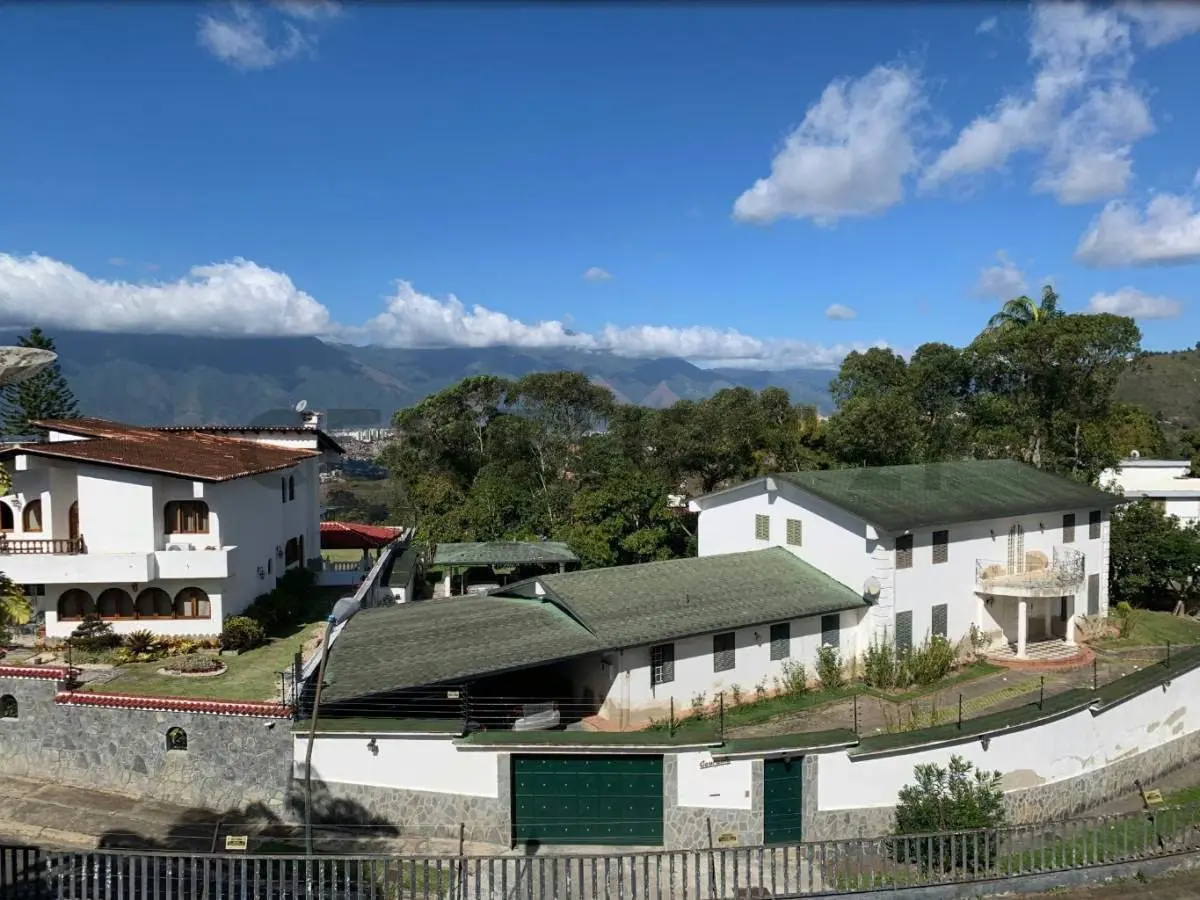 Casa/Quinta en Venta - Urb. El Placer OB012 - 28