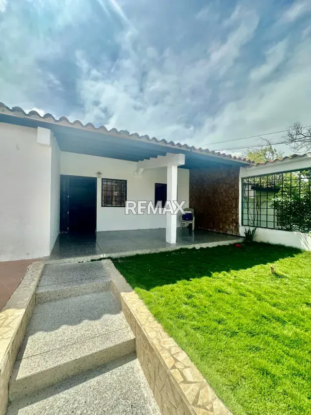 Casa en venta, Urb. Privada Hatoarriba - 3