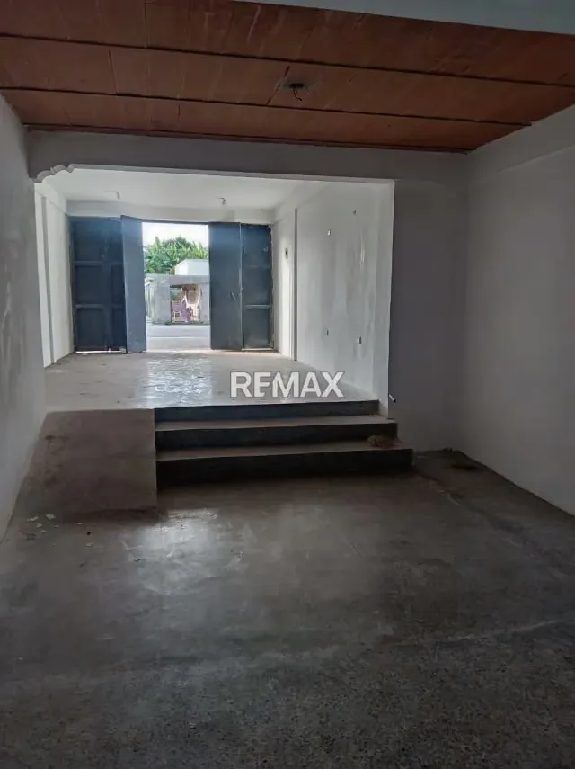 Local Comercial en Alquiler, 54 m2, en Av. Principal de La Cruz, Maturín - 2