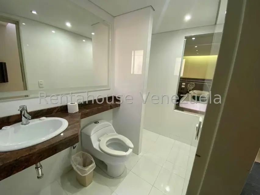 Comercial (Posada) en Venta en Municipio Carrizal, Miranda - 26