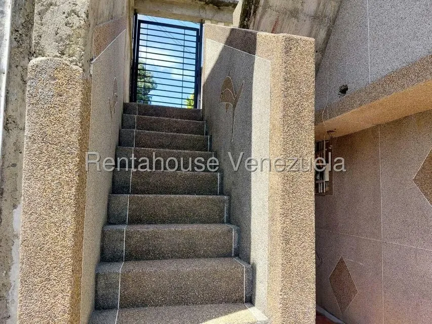 Casa (Multipes Niveles) en Venta en Mesa Grande, Miranda - 53