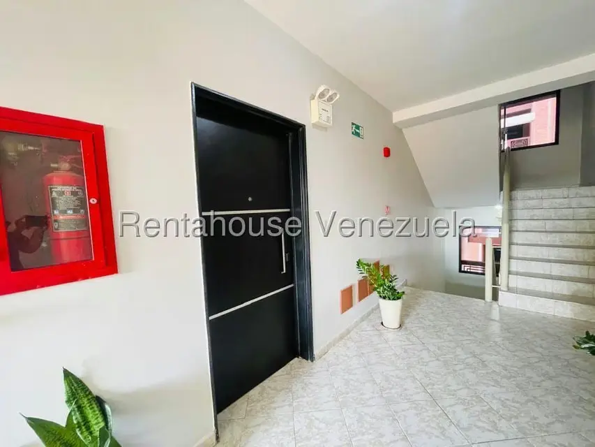 Apartamento (1 Nivel) en Venta en Parroquia Santa Rosa, Lara - 2