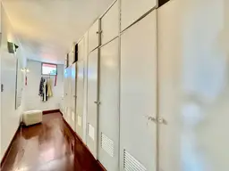 View 32