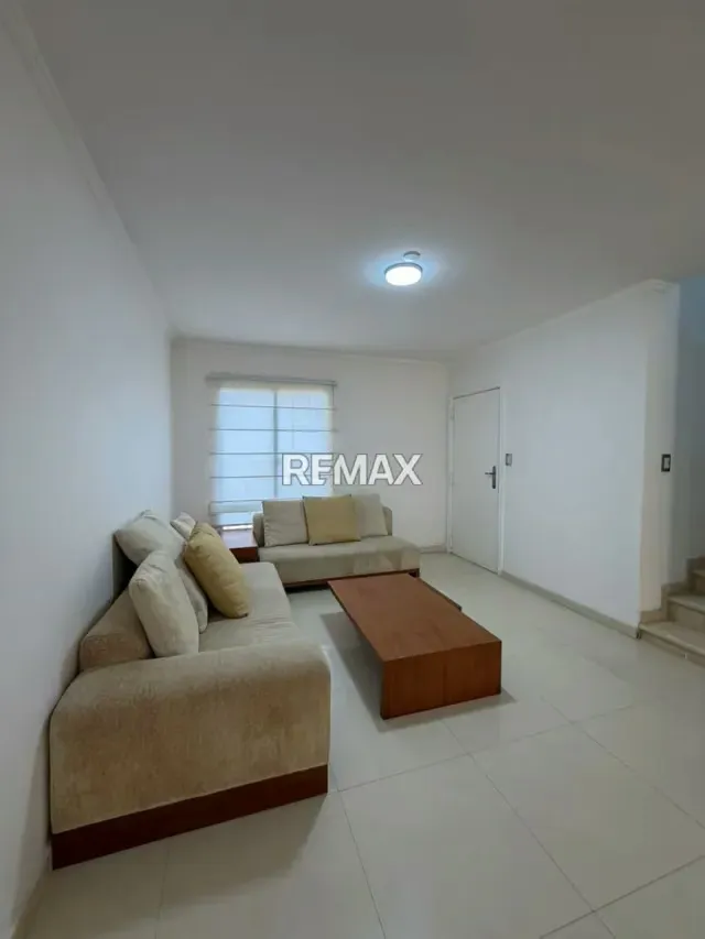 Townhouse en Venta Villa Florencia Av. milagro norte - 2