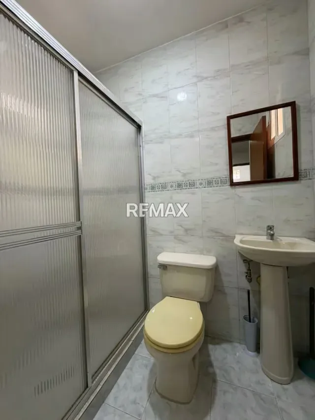Townhouse en Venta Villa Florencia Av. milagro norte - 9
