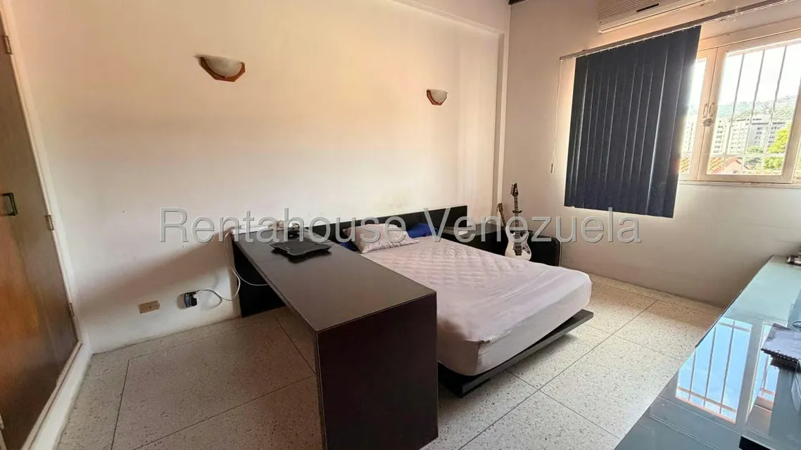 Casa (Duplex) en Venta en Macaracuay, Distrito Metropolitano - 11