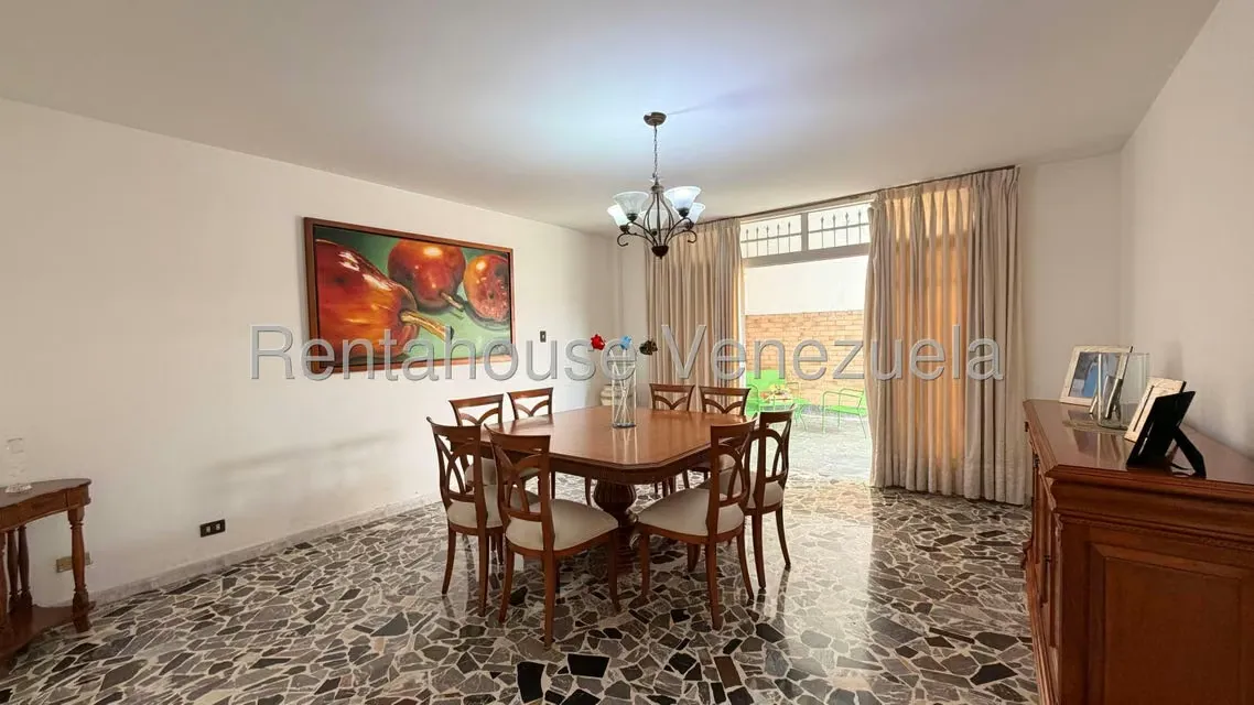 Casa (Duplex) en Venta en Macaracuay, Distrito Metropolitano - 4