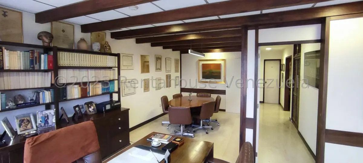 Oficina en Venta en Los Palos Grandes, Distrito Metropolitano - 13