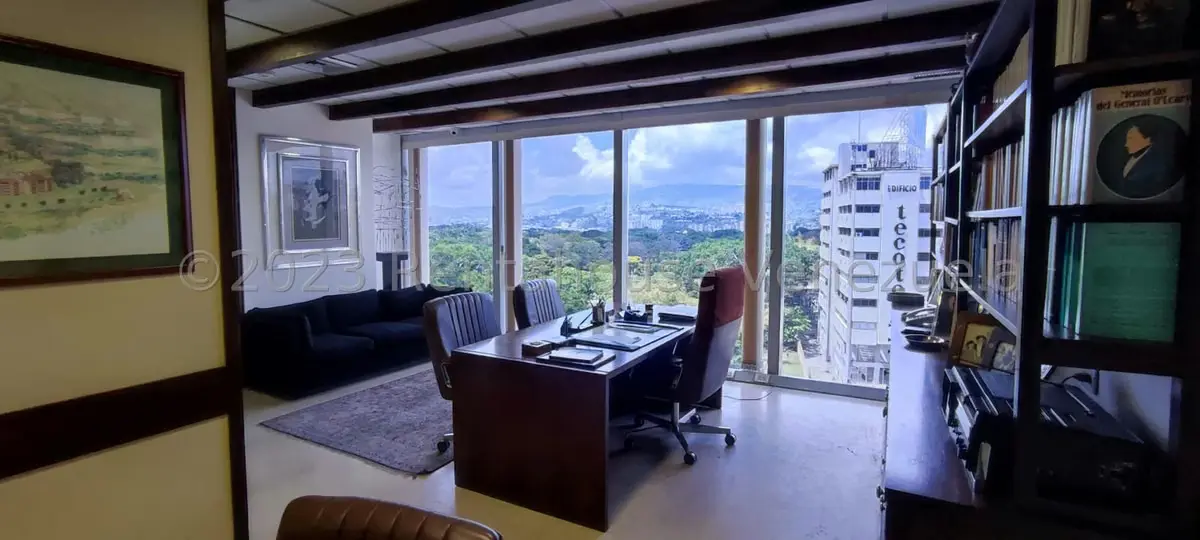 Oficina en Venta en Los Palos Grandes, Distrito Metropolitano - 10
