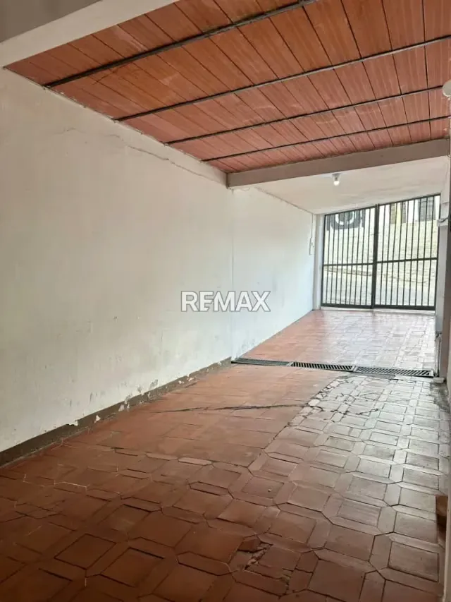Casa doble propósito en Venta en Santa Eduvijes! - 9