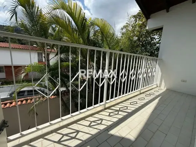 Quinta de Ensueño en Alto Prado: Solidez, Seguridad y Confort Total - 17