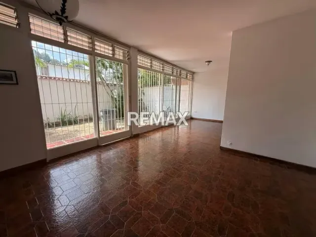 Quinta de Ensueño en Alto Prado: Solidez, Seguridad y Confort Total - 10