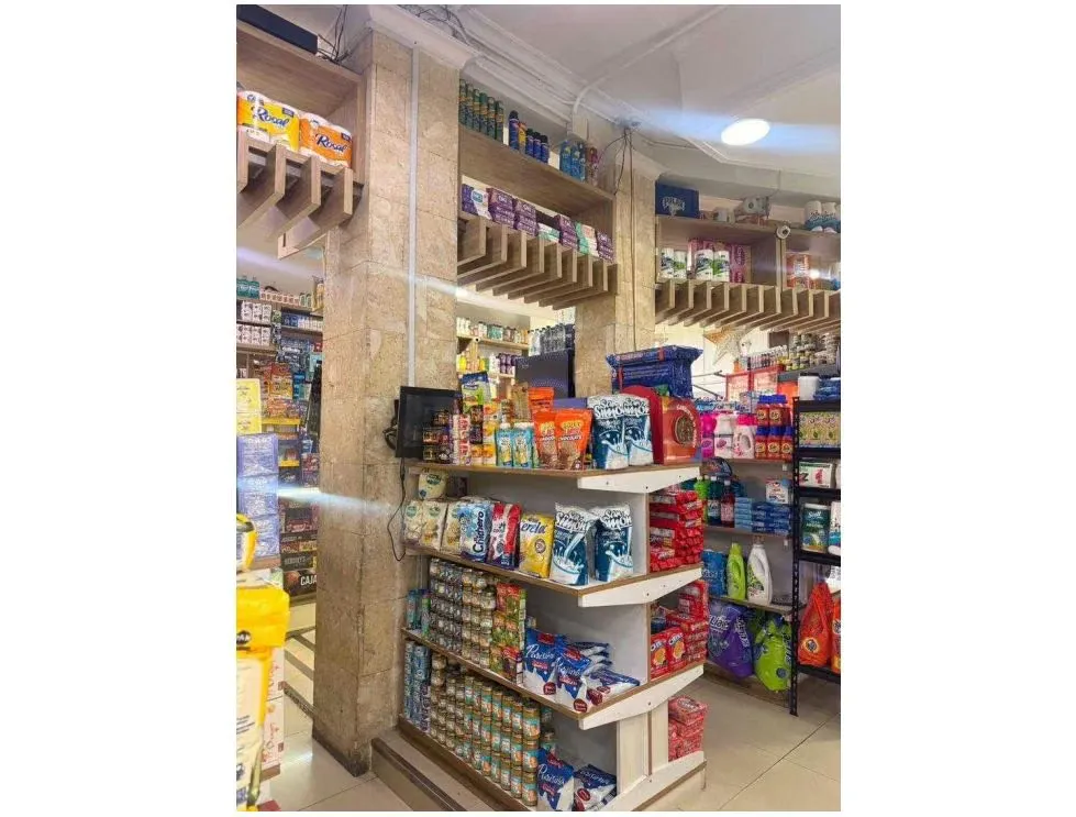 Vendo/alquilo fondo de comercio 120m2 Los Símbolos 4845 - 15