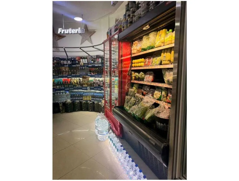 Vendo/alquilo fondo de comercio 120m2 Los Símbolos 4845 - 16