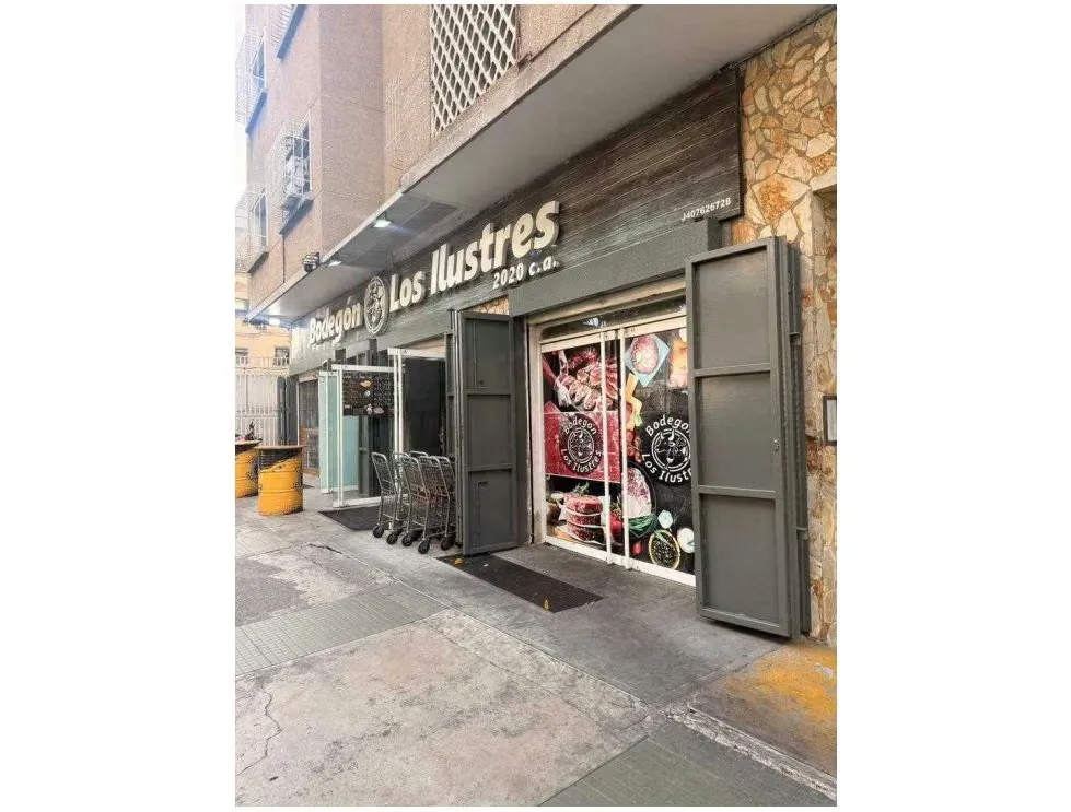 Vendo/alquilo fondo de comercio 120m2 Los Símbolos 4845 - 17