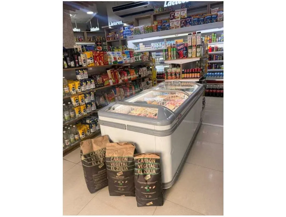 Vendo/alquilo fondo de comercio 120m2 Los Símbolos 4845 - 4