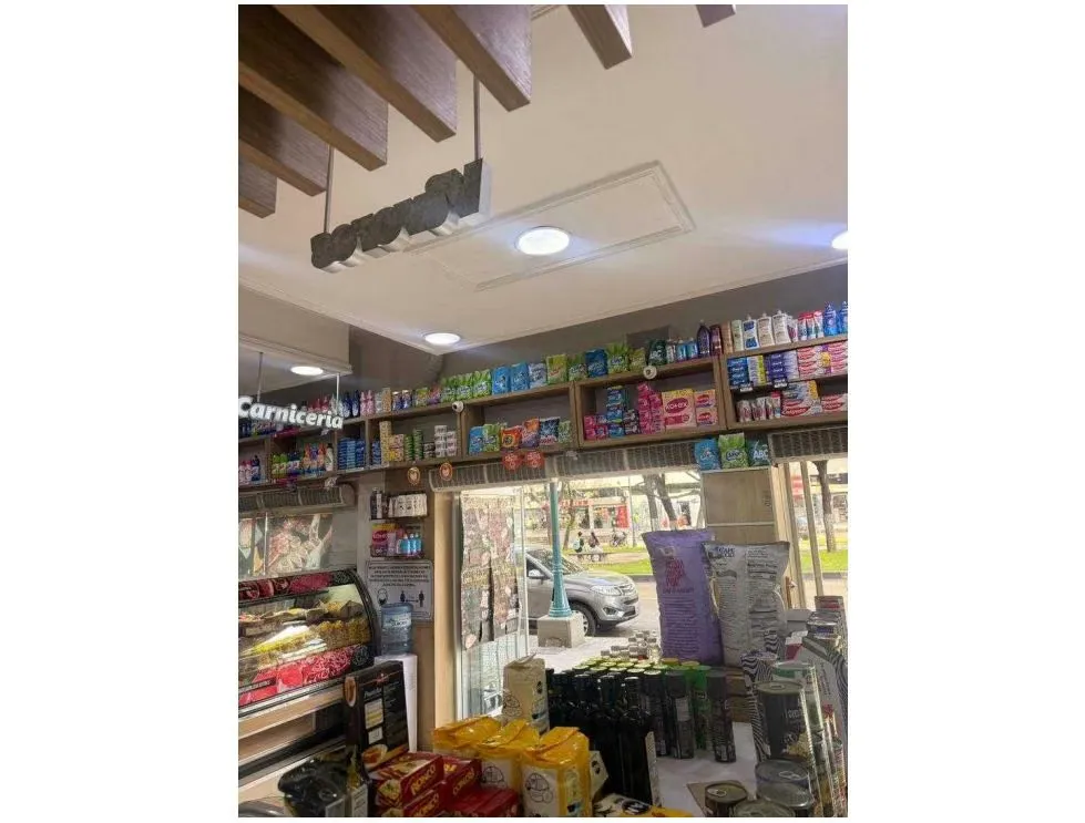 Vendo/alquilo fondo de comercio 120m2 Los Símbolos 4845 - 8