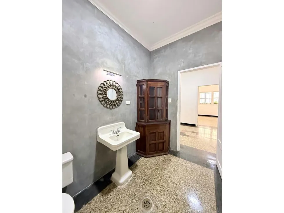 Alquilo casa de una planta 480m2 Altamira 6726 - 6