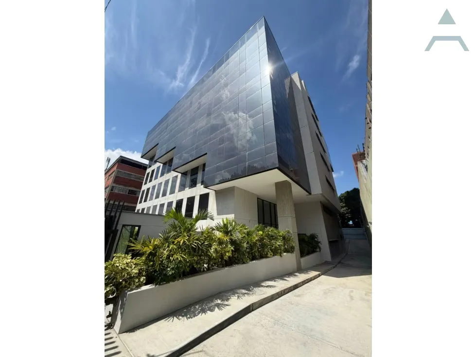 Se vende Edificio 8000m² Los Cortijos