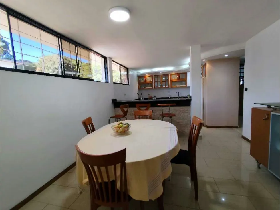 Se Vende Casa en Calle Cerrada 700m2 Prados del Este Para Actualizar - 15