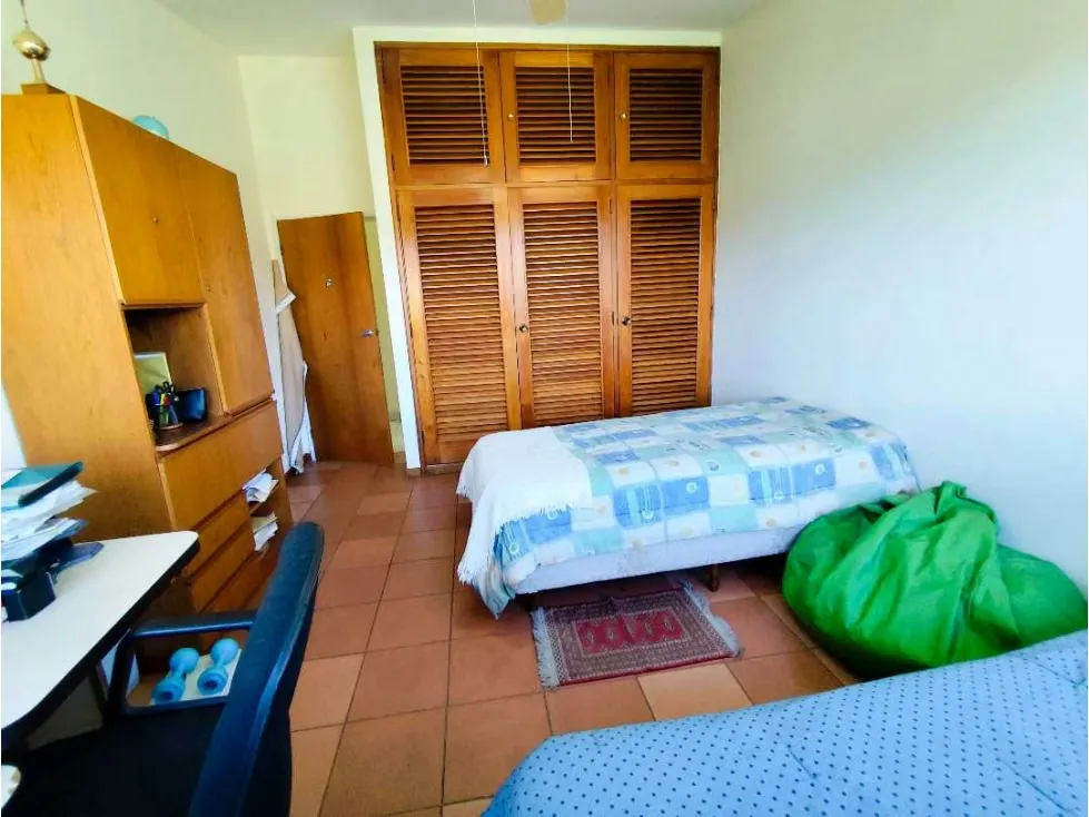 Se Vende Casa en Calle Cerrada 700m2 Prados del Este Para Actualizar - 28