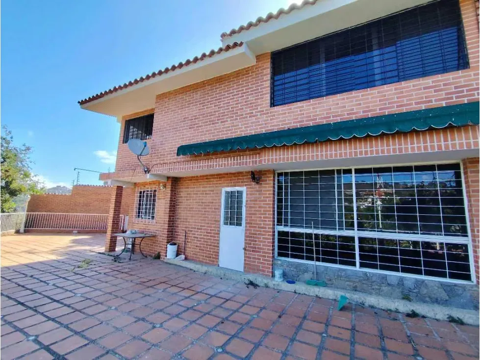 Se Vende Casa en Calle Cerrada 700m2 Prados del Este Para Actualizar - 58
