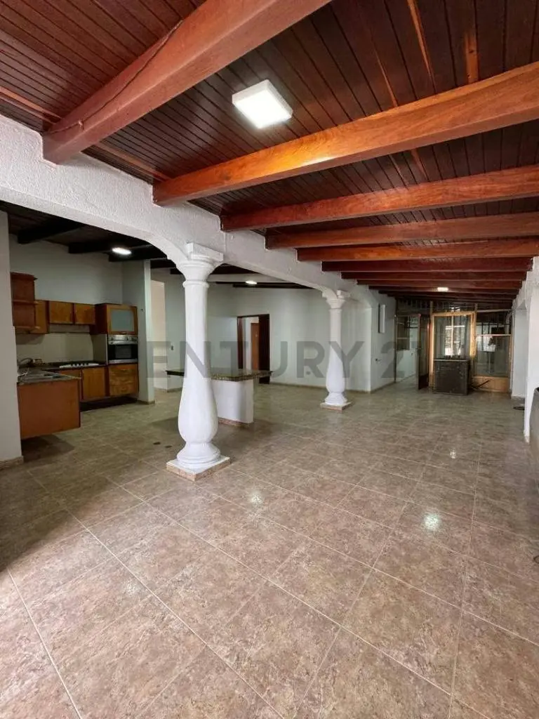 Casa en Avenida Principal de Guanta, Urbanización Las Palmas - 4