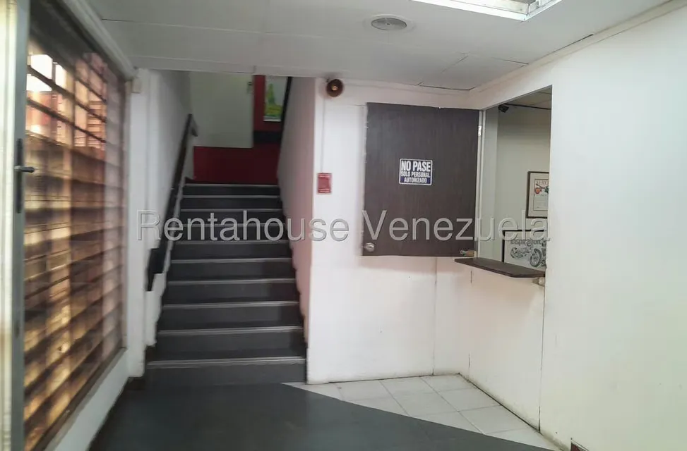 Comercial (Local Comercial) en Alquiler en Dr Portillo, Zulia - 16