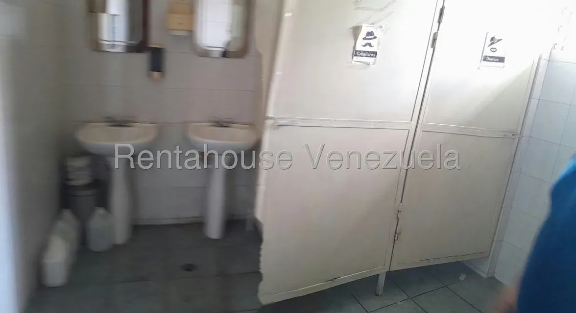 Comercial (Local Comercial) en Alquiler en Dr Portillo, Zulia - 20