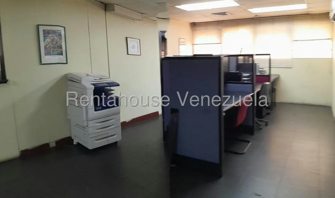 Comercial (Local Comercial) en Alquiler en Dr Portillo, Zulia - 22