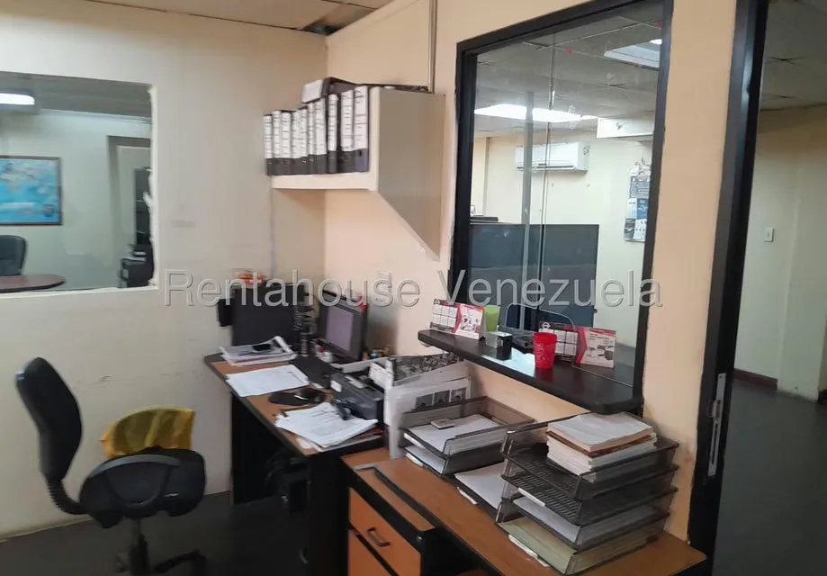 Comercial (Local Comercial) en Alquiler en Dr Portillo, Zulia - 25