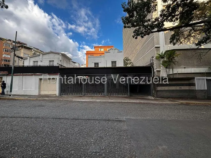 Local Comercial en Alquiler en Los Caobos, Distrito Metropolitano - 2