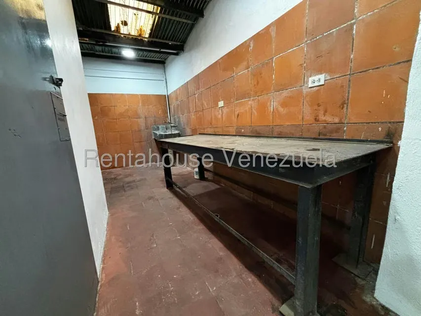 Local Comercial en Alquiler en Los Caobos, Distrito Metropolitano - 23