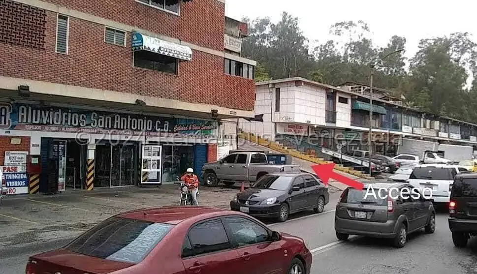 Local Comercial en Alquiler en Las Salias, Miranda - 13