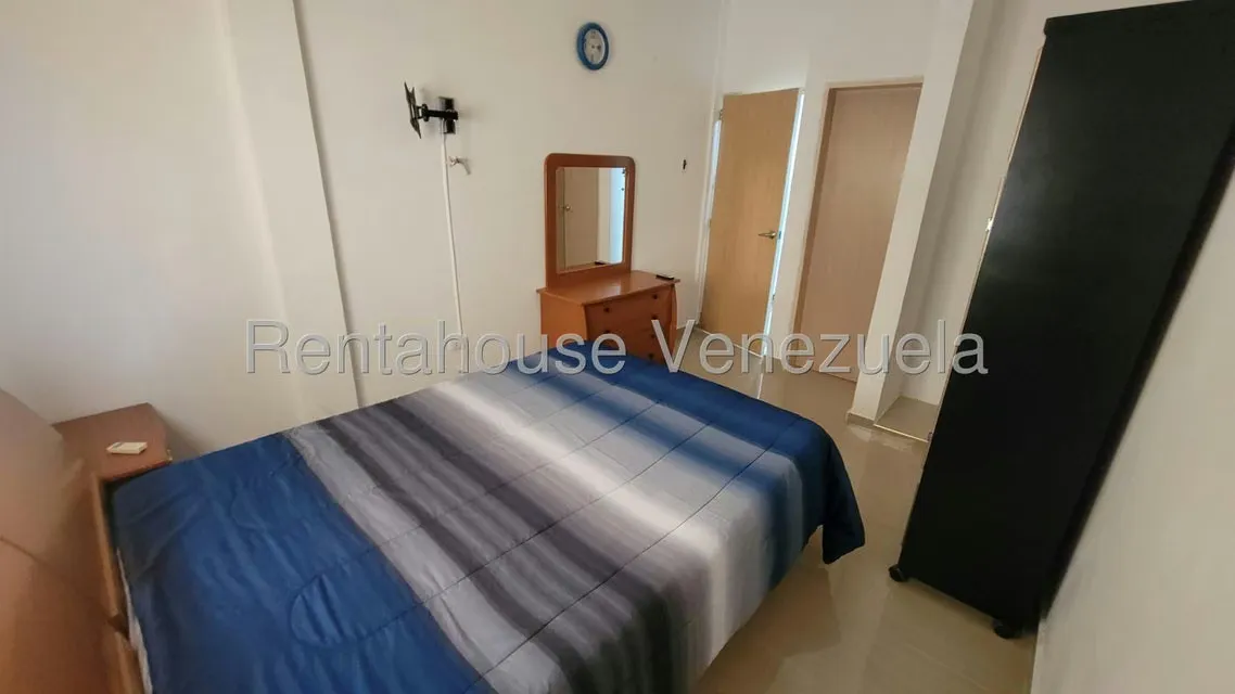 Townhouse (Multiples Niveles) en Alquiler en Sector Bobare, Falcon - 11