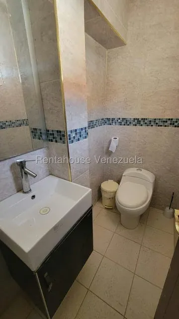 Townhouse (Multiples Niveles) en Alquiler en Sector Bobare, Falcon - 12