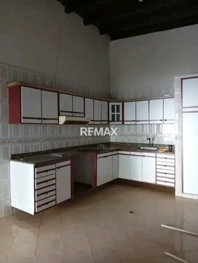 Vendo casa quinta con Excelente ubicación hacia la zona industrial - 6