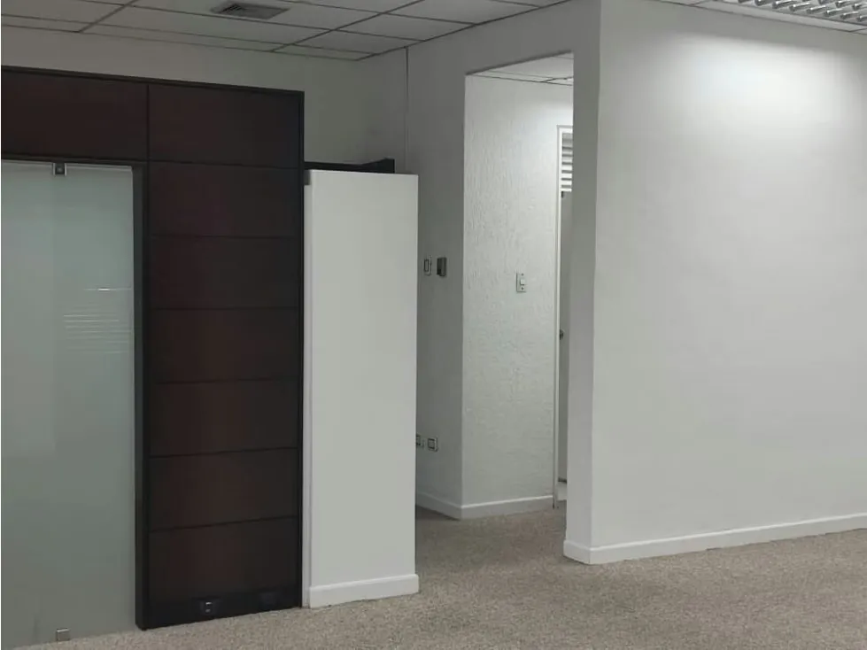 Alquilo oficina 60m2 La Lagunita 9373 - 5